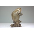 veche sculptura peste Koi. soapstone. China sec XX